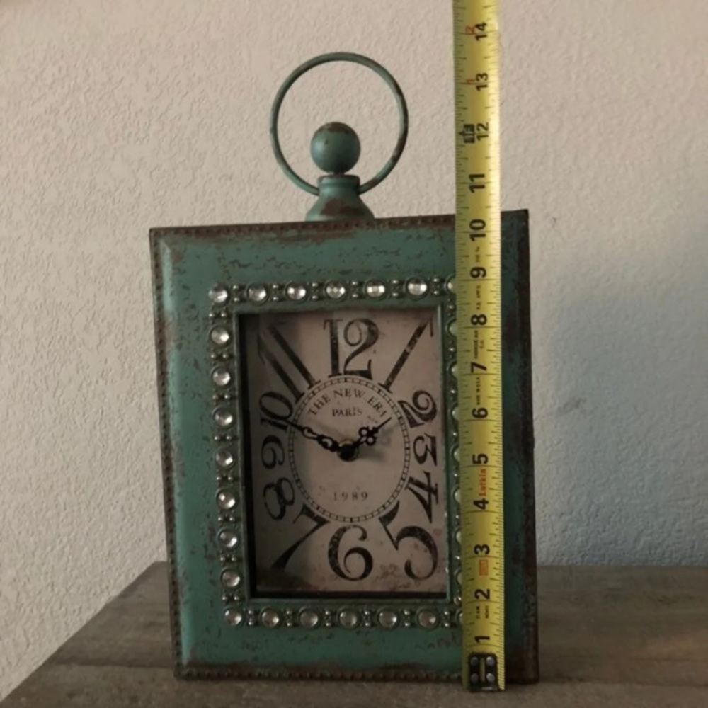 Rustic Sage Clock - Picture 6 of 7